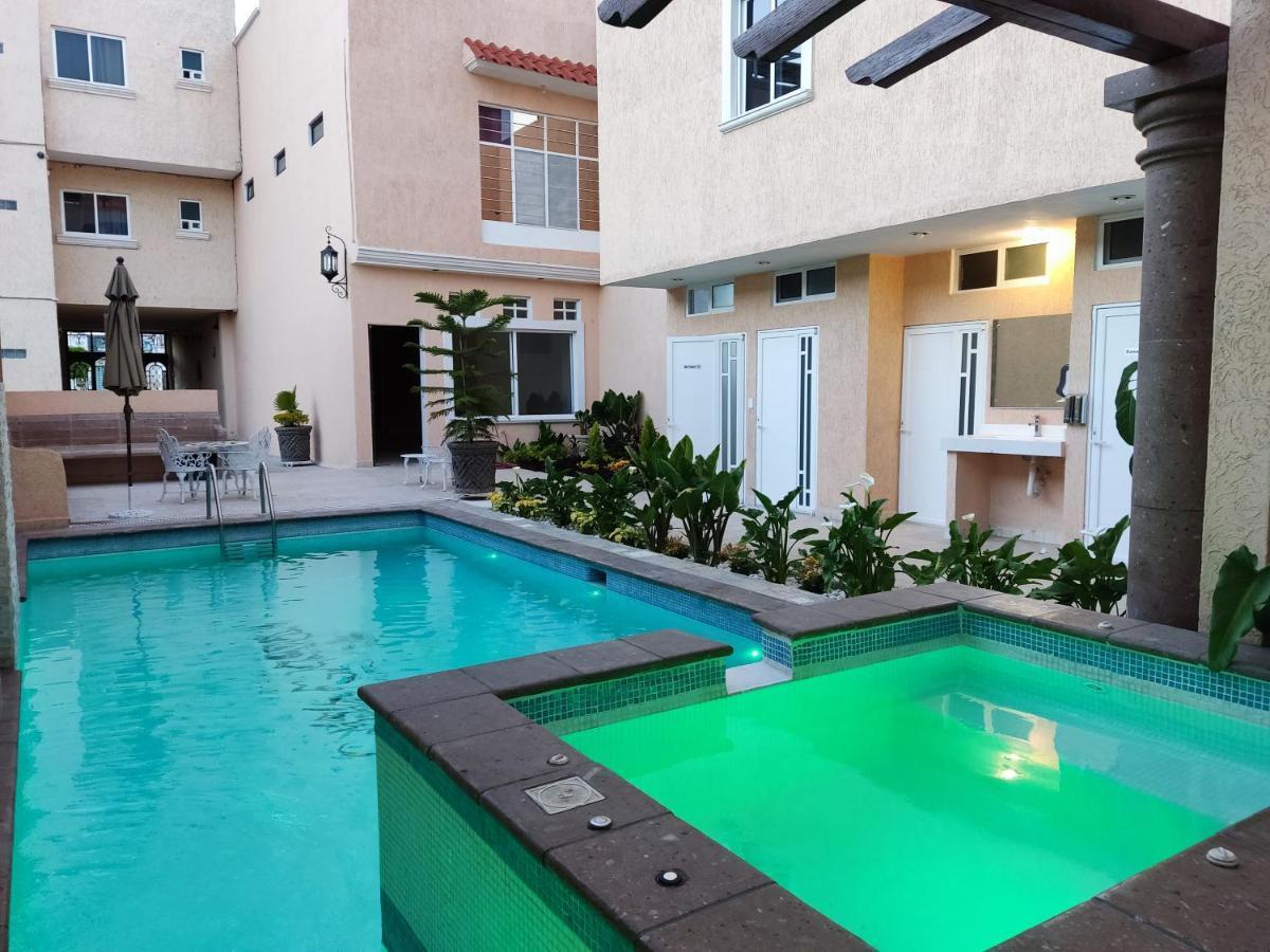 Hotel Casa Garatusa Yuriria Kültér fotó